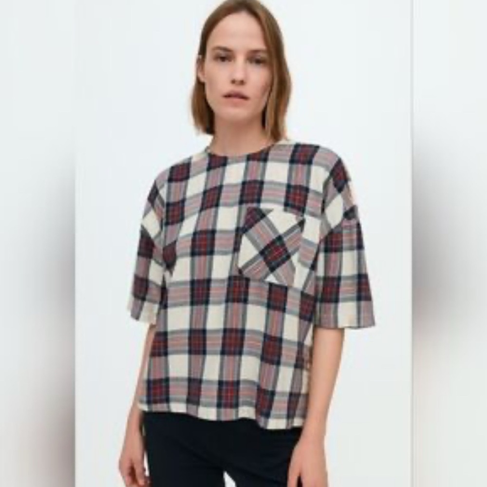 ZARA plaid short sleeve holiday top with side button detail size XS